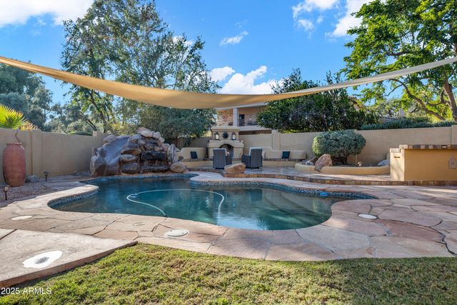 12234 S YAKI Court, Phoenix, AZ 85044