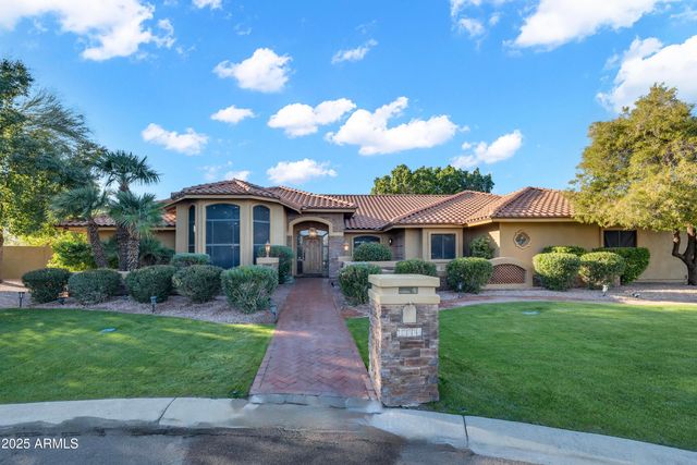 12234 S YAKI Court, Phoenix, AZ 85044