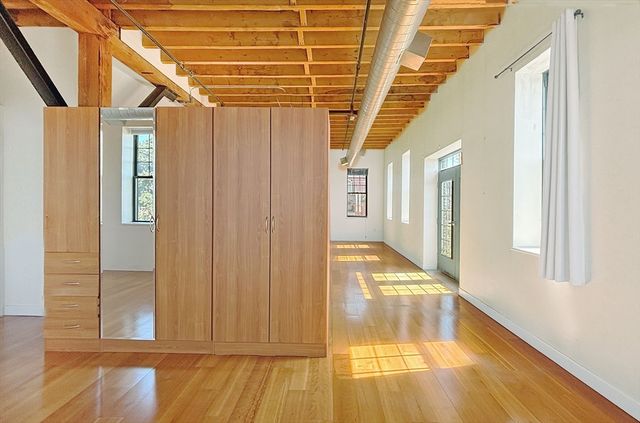 60 Dudley St 25, Chelsea, MA 02150