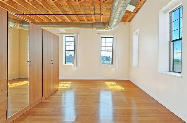 60 Dudley St 25, Chelsea, MA 02150