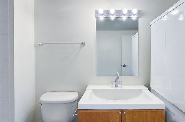 60 Dudley St 25, Chelsea, MA 02150
