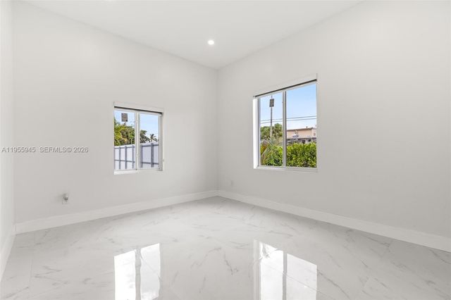 14801 NW 5th Ave, Miami, FL 33168