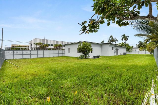 14801 NW 5th Ave, Miami, FL 33168