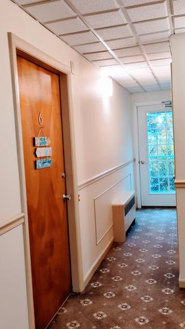 89 Winnacunnet Rd Apt 6, Hampton, NH 03842