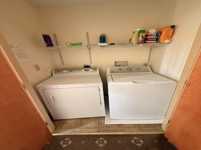 89 Winnacunnet Rd Apt 6, Hampton, NH 03842