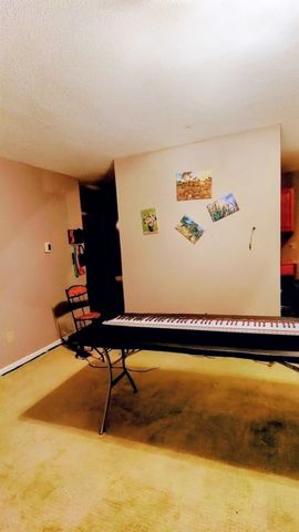 89 Winnacunnet Rd Apt 6, Hampton, NH 03842