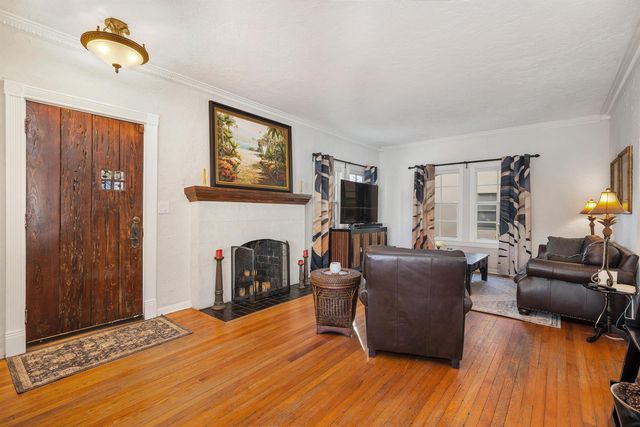 137 Edgewood Drive, West Palm Beach, FL 33405