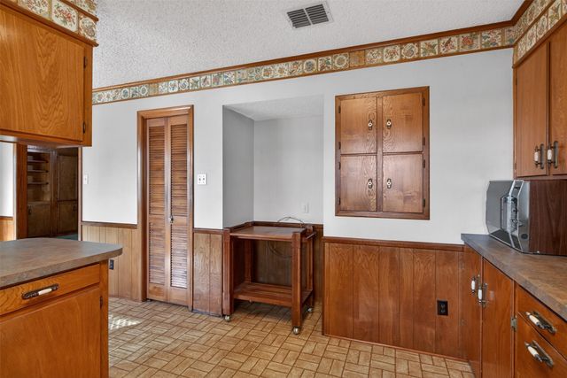 8204 Heatherbrook Circle, Haughton, LA 71037