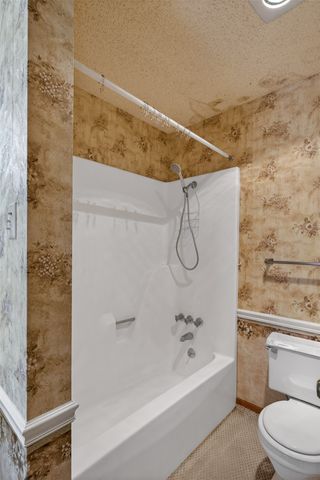 8204 Heatherbrook Circle, Haughton, LA 71037