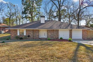8204 Heatherbrook Circle, Haughton, LA 71037