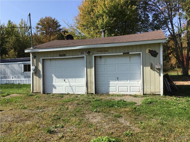 239 County Route 8, Granby, NY 13069