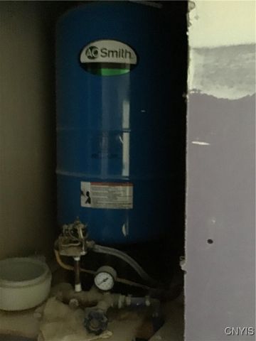 239 County Route 8, Granby, NY 13069