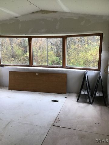 239 County Route 8, Granby, NY 13069