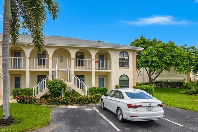 701 Augusta BLVD 701-8, Naples, FL 34113