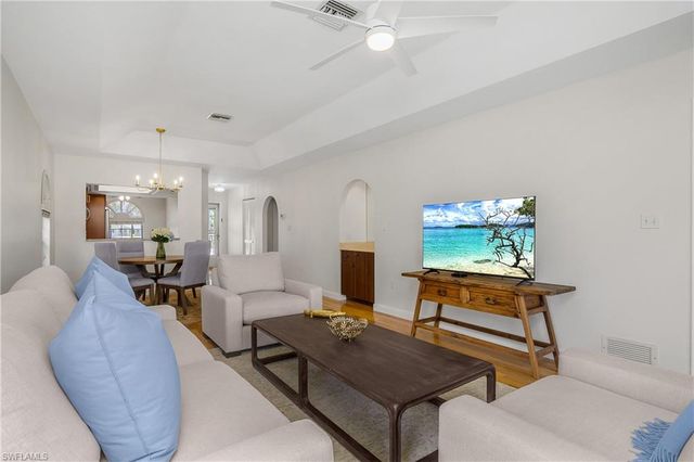 701 Augusta BLVD 701-8, Naples, FL 34113