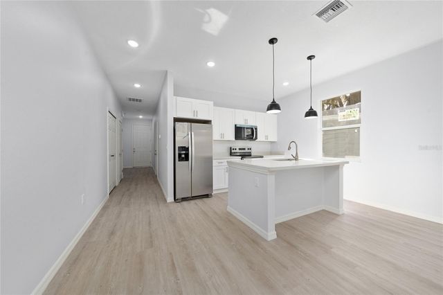 610 REDDICK STREET, Eustis, FL 32726