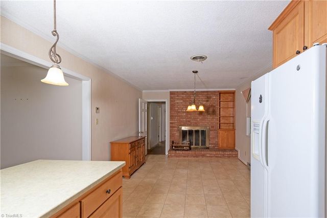 4112 Short Farm Road, Greensboro, NC 27406