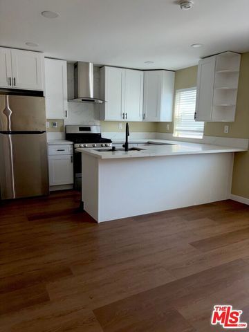 4308 Leimert Boulevard, Los Angeles, CA 90008