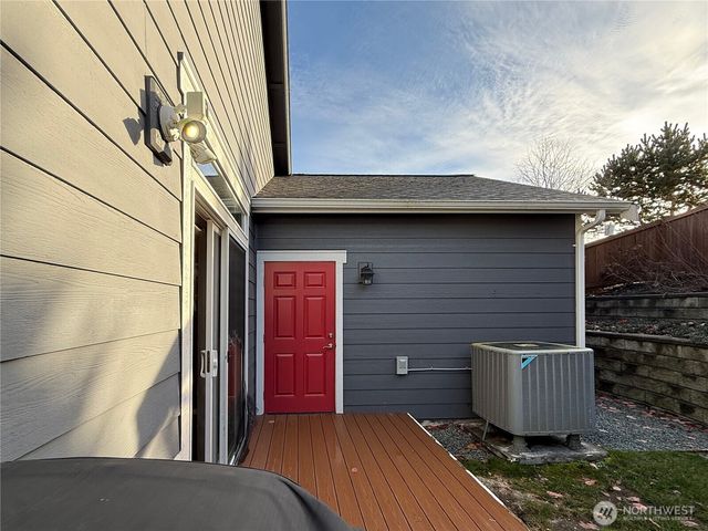 4541 E Broadway Street, Mount Vernon, WA 98274