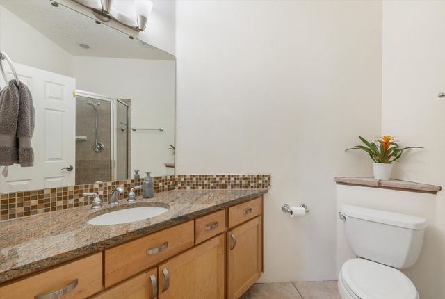 8864 Desert Fox Way NE, Albuquerque, NM 87122