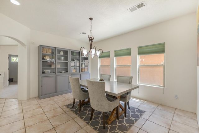 8864 Desert Fox Way NE, Albuquerque, NM 87122