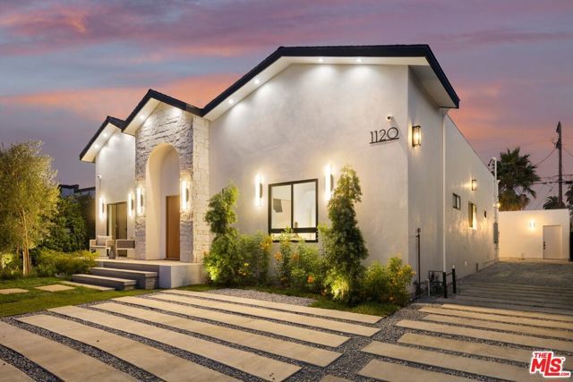 1120 S Lucerne Boulevard, Los Angeles, CA 90019