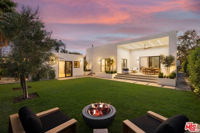 1120 S Lucerne Boulevard, Los Angeles, CA 90019