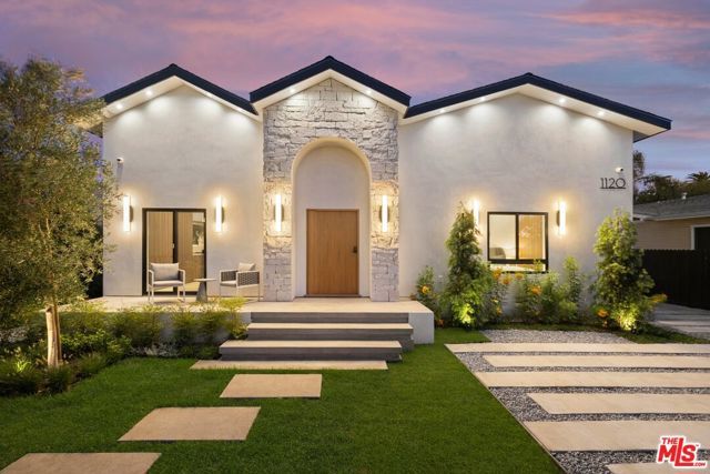 1120 S Lucerne Boulevard, Los Angeles, CA 90019