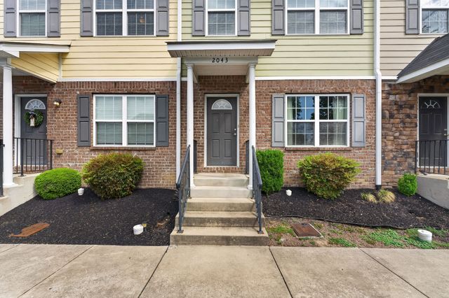 2043 Pinecrest Dr, Nashville, TN 37211