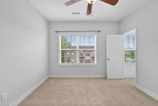 2043 Pinecrest Dr, Nashville, TN 37211