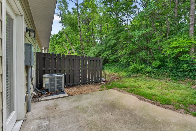 2043 Pinecrest Dr, Nashville, TN 37211