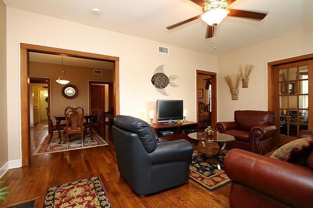 1915 Cleburne Street, Houston, TX 77004