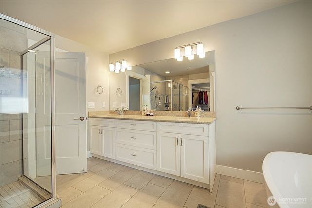 11627 21st Avenue SW, Burien, WA 98146