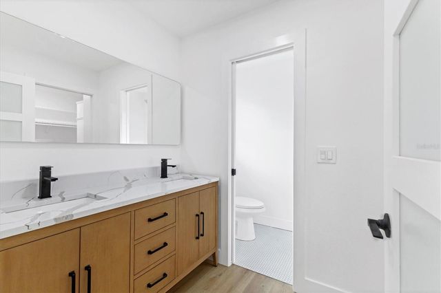 218 ALSACE AVENUE, Venice, FL 34293