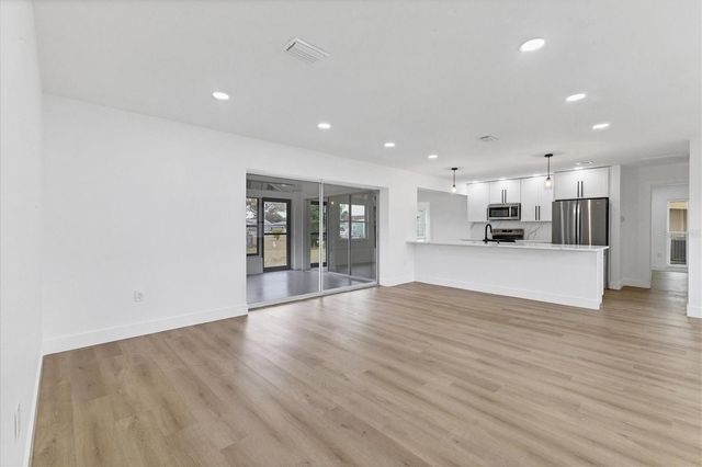 218 ALSACE AVENUE, Venice, FL 34293