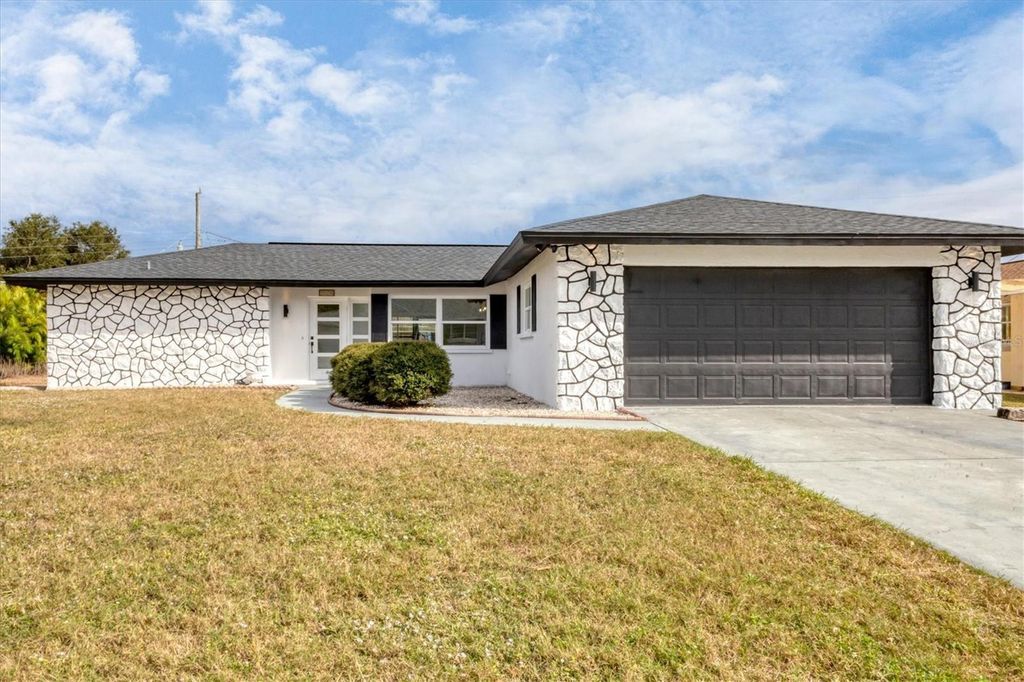 218 ALSACE AVENUE, Venice, FL 34293