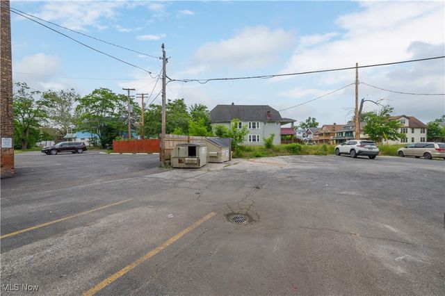 14120 Superior Road, Cleveland, OH 44118