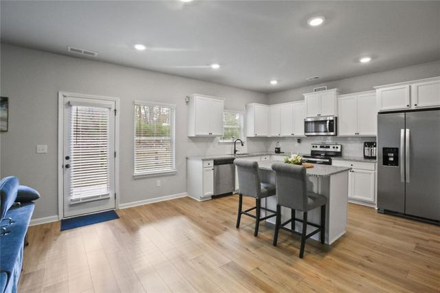 10167 Cormac Street, Jonesboro, GA 30238