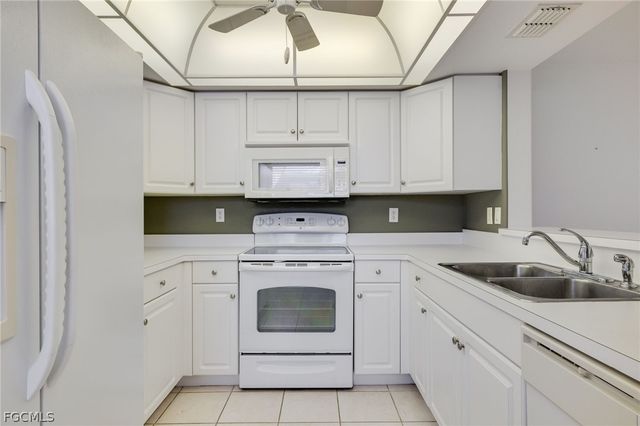 26735 Little John CT 25, Bonita Springs, FL 34135