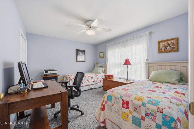 122 Wycliff Lane, Crossville, TN 38558