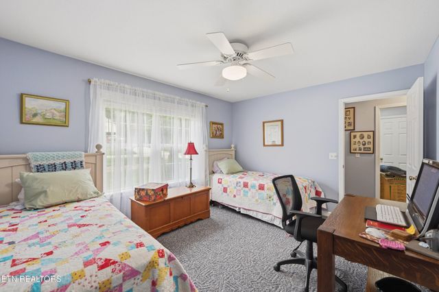 122 Wycliff Lane, Crossville, TN 38558
