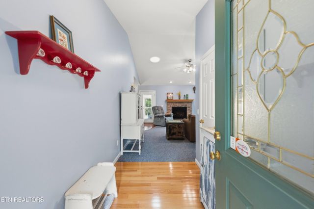 122 Wycliff Lane, Crossville, TN 38558