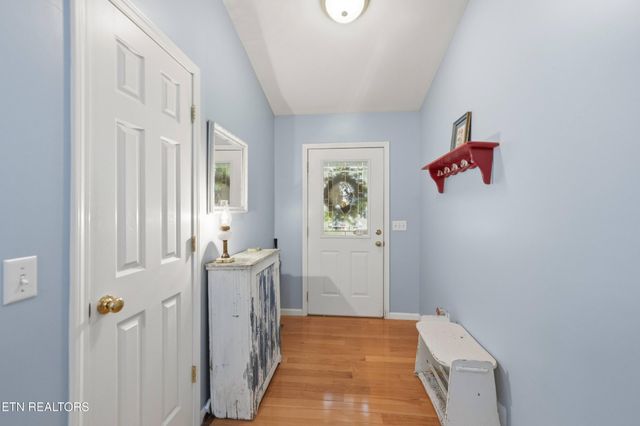 122 Wycliff Lane, Crossville, TN 38558
