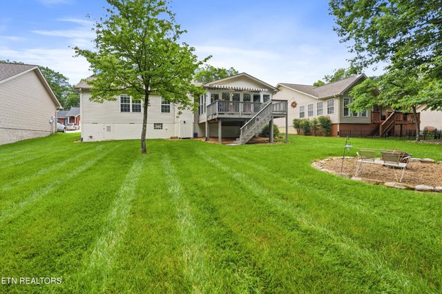 122 Wycliff Lane, Crossville, TN 38558