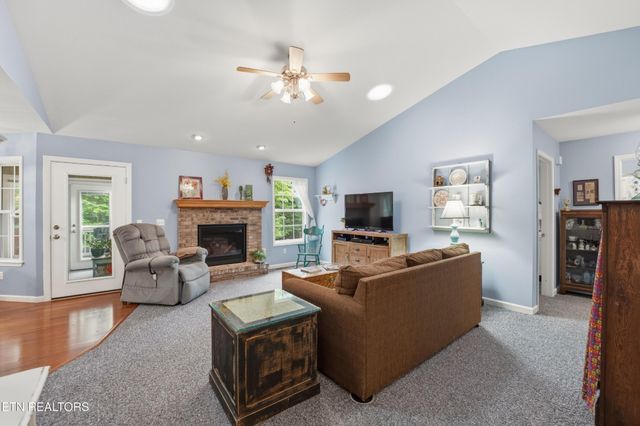 122 Wycliff Lane, Crossville, TN 38558