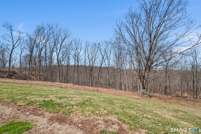 475 Ballfall Road, Middletown, CT 06457