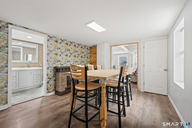 475 Ballfall Road, Middletown, CT 06457