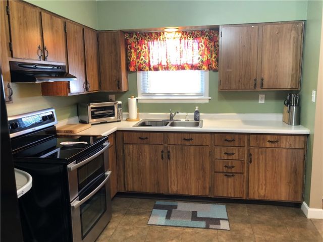 100 MOLLY STREET, South Union Twp, PA 15401