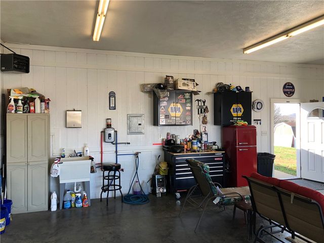 100 MOLLY STREET, South Union Twp, PA 15401