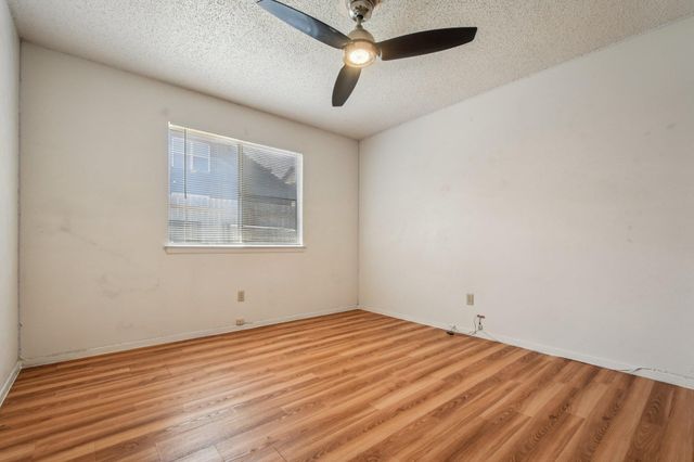 11948 Sunhillow BND A, Austin, TX 78758